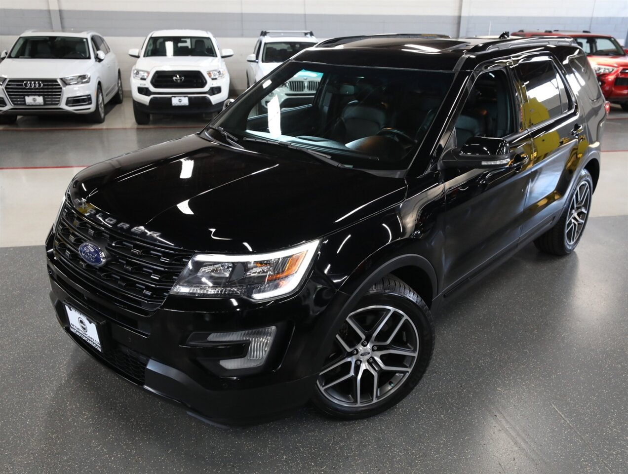 2016 Ford Explorer Sport AWD - Photo 2 - Addison, IL 60101