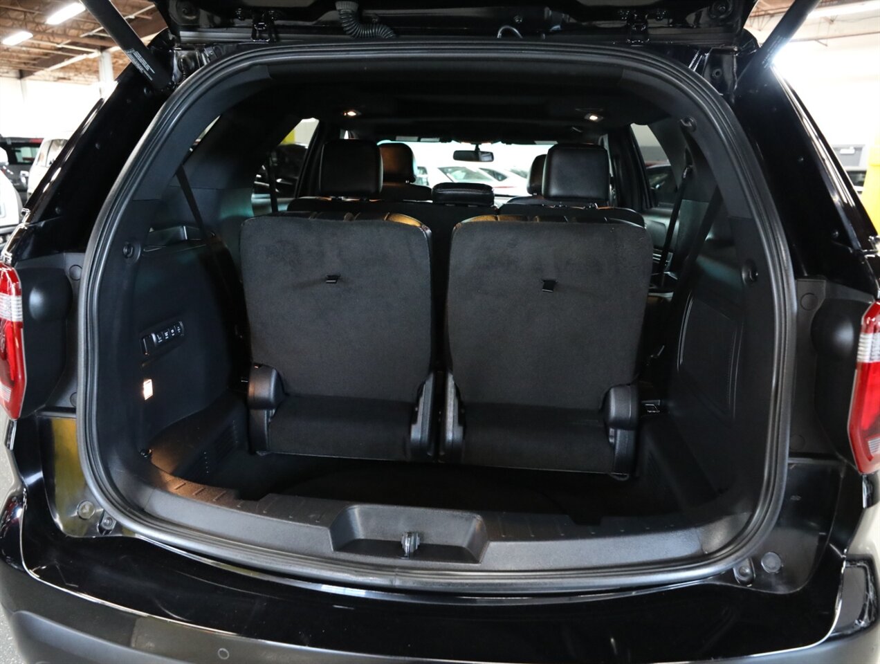 2016 Ford Explorer Sport AWD - Photo 24 - Addison, IL 60101