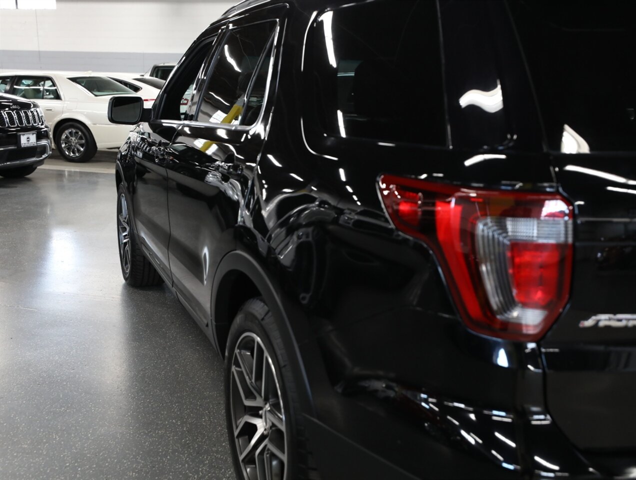 2016 Ford Explorer Sport AWD   - Photo 15 - Addison, IL 60101