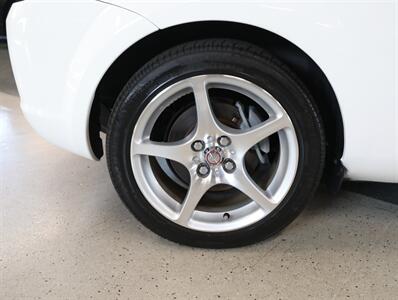 2003 Toyota MR2 Spyder   - Photo 48 - Addison, IL 60101