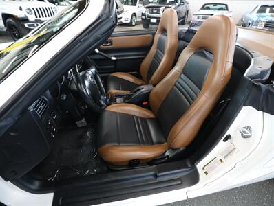 2003 Toyota MR2 Spyder   - Photo 28 - Addison, IL 60101