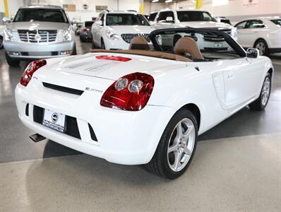 2003 Toyota MR2 Spyder   - Photo 11 - Addison, IL 60101