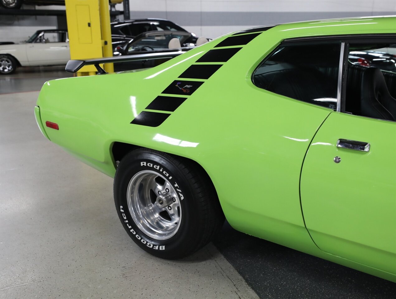 1972 Plymouth Road Runner - Photo 17 - Addison, IL 60101