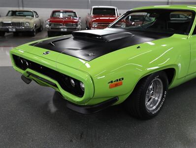 1972 Plymouth Road Runner - Photo 3 - Addison, IL 60101