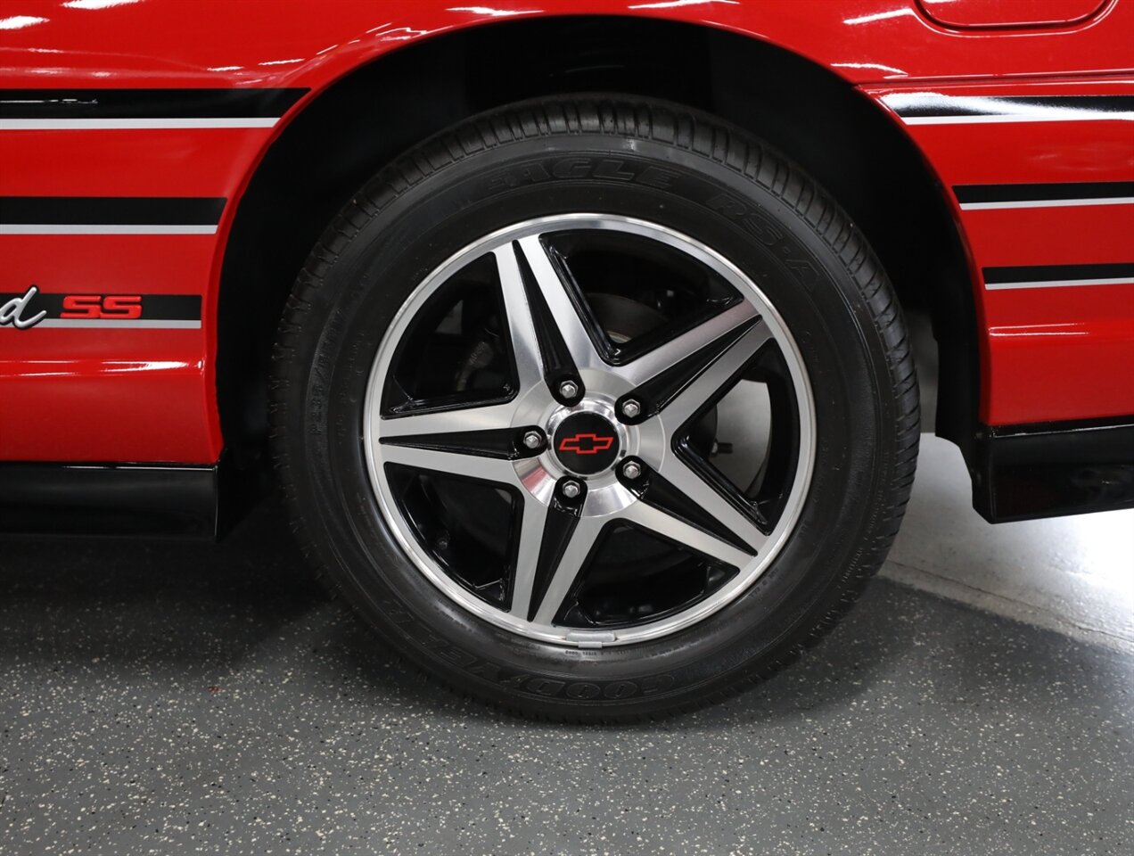 2004 Chevrolet Monte Carlo SS Supercharged - Photo 36 - Addison, IL 60101