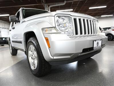 2012 Jeep Liberty Sport 4X4   - Photo 45 - Addison, IL 60101