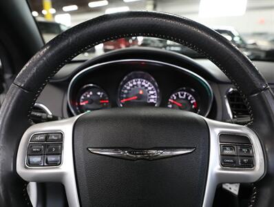 2012 Chrysler 200 S   - Photo 38 - Addison, IL 60101