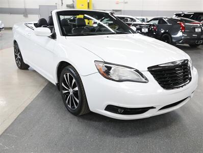 2012 Chrysler 200 S   - Photo 7 - Addison, IL 60101