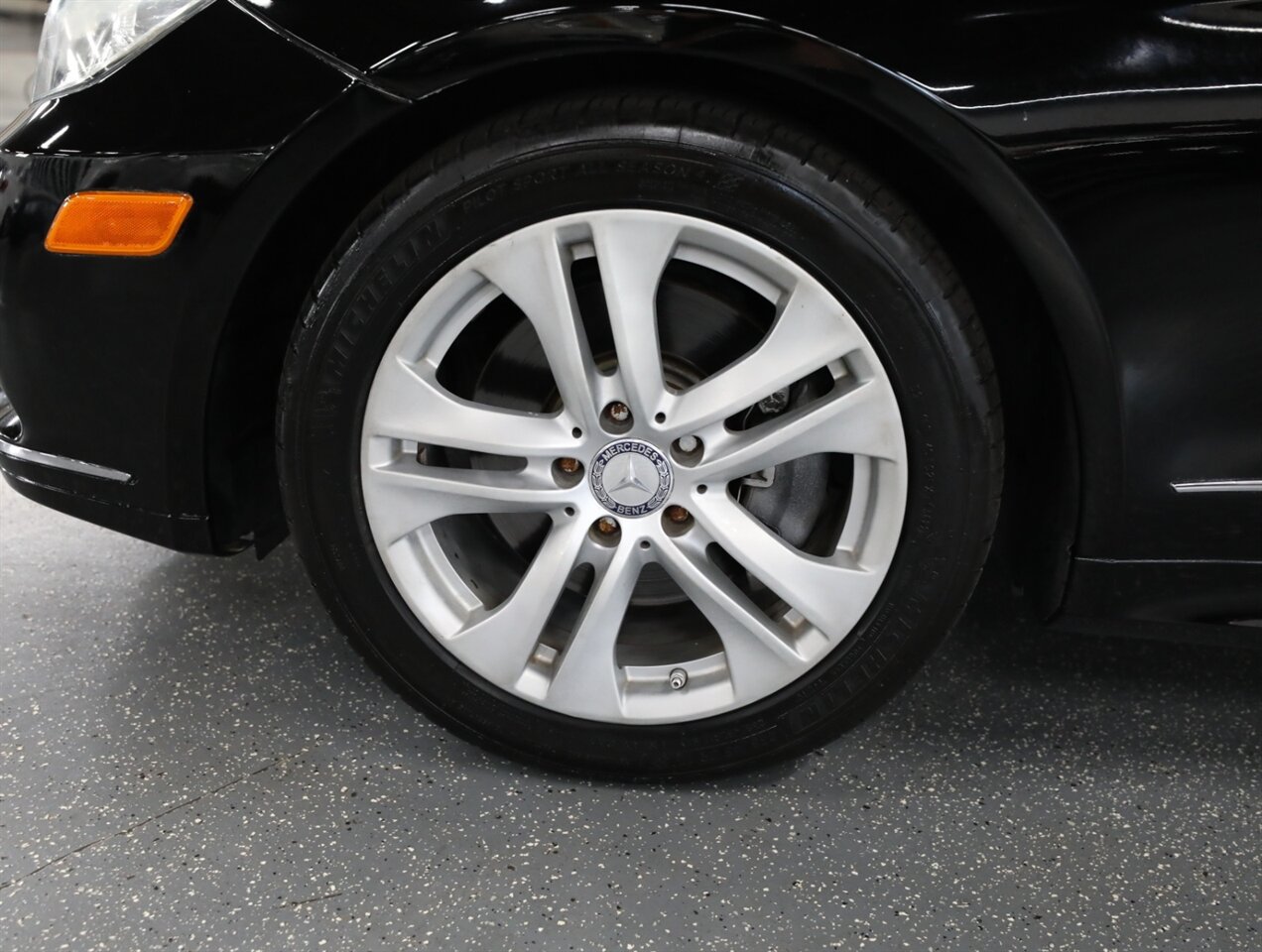 2011 Mercedes-Benz E 350 Convertible - Photo 44 - Addison, IL 60101