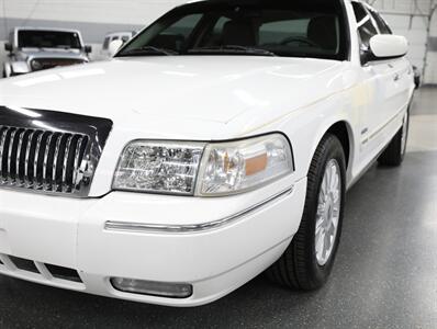 2011 Mercury Grand Marquis LS   - Photo 5 - Addison, IL 60101