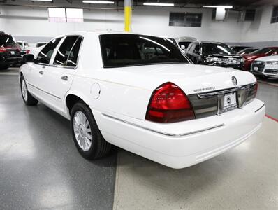 2011 Mercury Grand Marquis LS   - Photo 12 - Addison, IL 60101