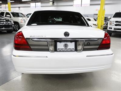 2011 Mercury Grand Marquis LS   - Photo 10 - Addison, IL 60101