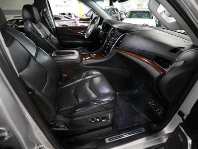 2020 Cadillac Escalade Luxury 4WD   - Photo 15 - Addison, IL 60101