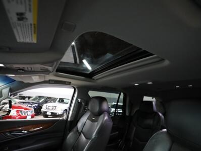 2020 Cadillac Escalade Luxury 4WD   - Photo 34 - Addison, IL 60101