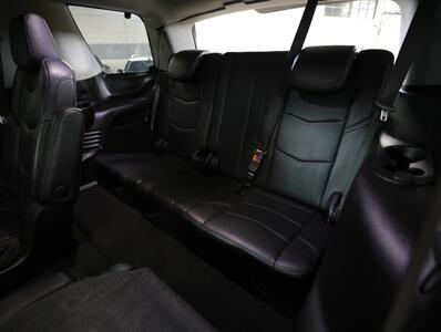 2020 Cadillac Escalade Luxury 4WD   - Photo 21 - Addison, IL 60101