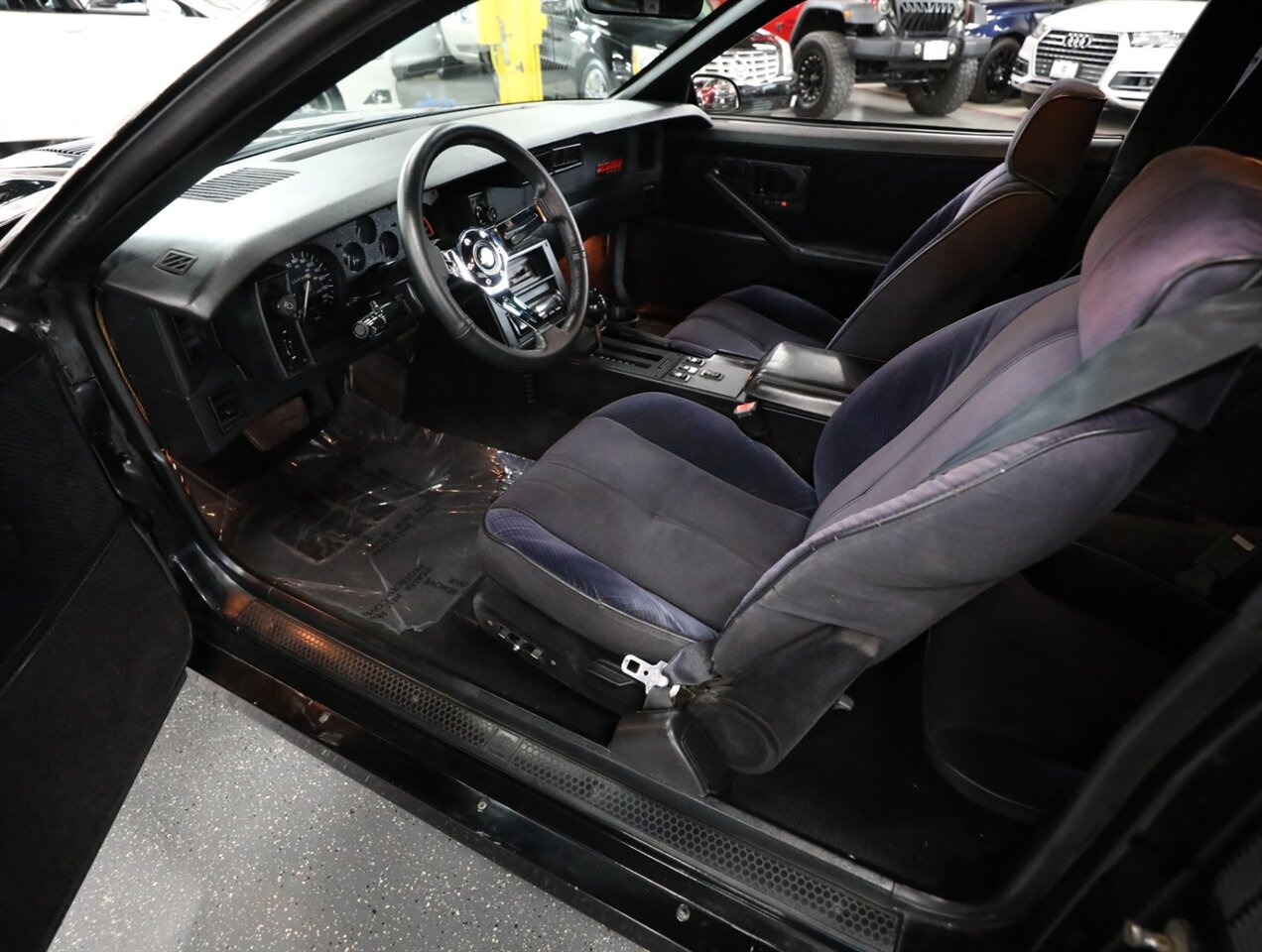 1986 Chevrolet Camaro IROC Z28 - Photo 26 - Addison, IL 60101