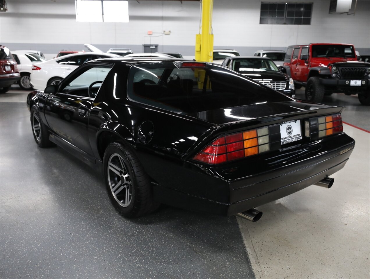 1986 Chevrolet Camaro IROC Z28 - Photo 17 - Addison, IL 60101