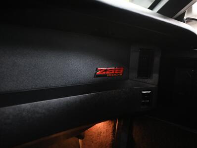 1986 Chevrolet Camaro IROC Z28   - Photo 30 - Addison, IL 60101