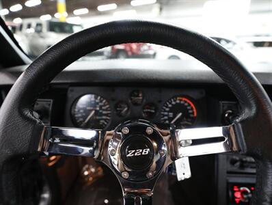1986 Chevrolet Camaro IROC Z28   - Photo 32 - Addison, IL 60101