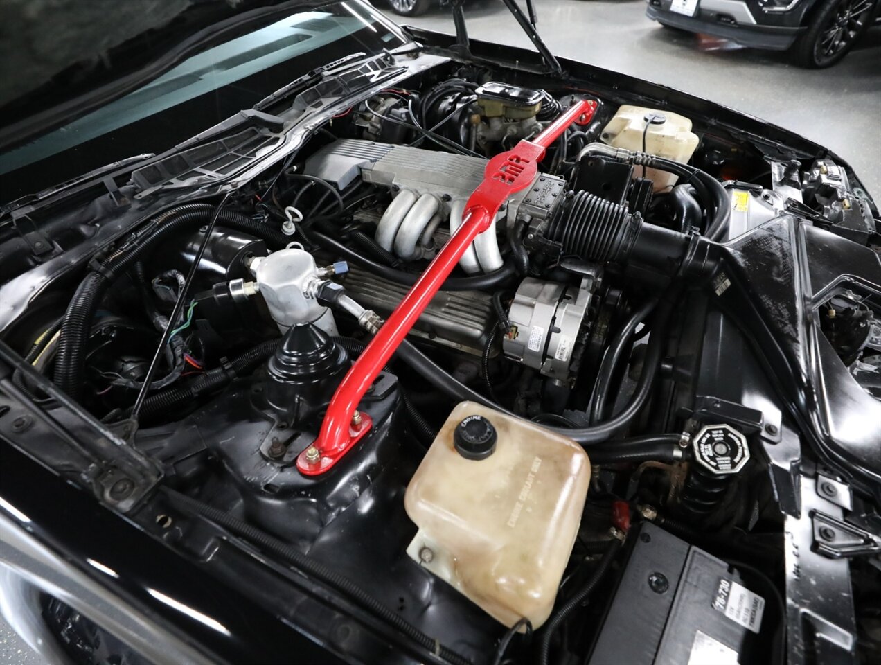 1986 Chevrolet Camaro IROC Z28 - Photo 43 - Addison, IL 60101