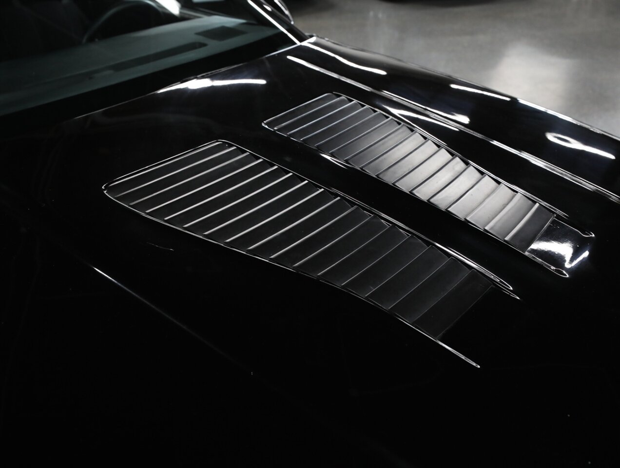 1986 Chevrolet Camaro IROC Z28 - Photo 8 - Addison, IL 60101