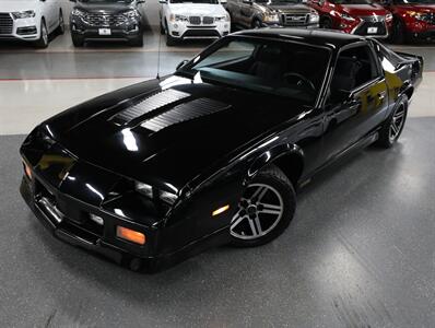 1986 Chevrolet Camaro IROC Z28   - Photo 2 - Addison, IL 60101