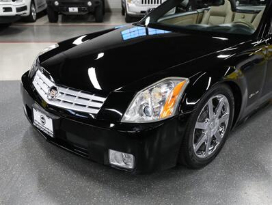 2008 Cadillac XLR   - Photo 4 - Addison, IL 60101