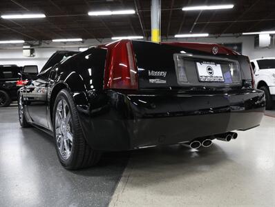 2008 Cadillac XLR   - Photo 14 - Addison, IL 60101