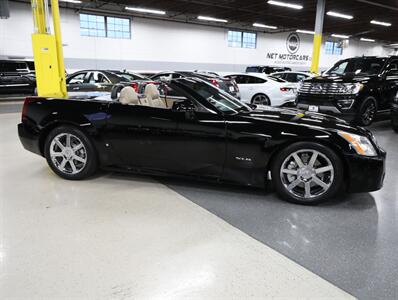 2008 Cadillac XLR   - Photo 9 - Addison, IL 60101