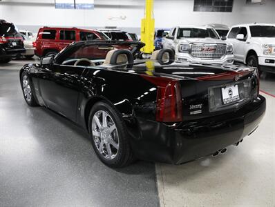 2008 Cadillac XLR   - Photo 15 - Addison, IL 60101