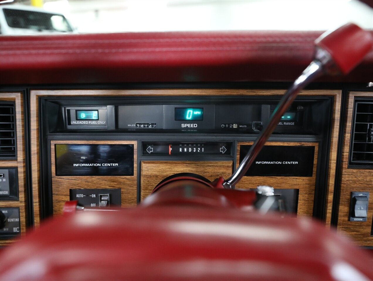 1985 Cadillac Eldorado Biarritz - Photo 53 - Addison, IL 60101