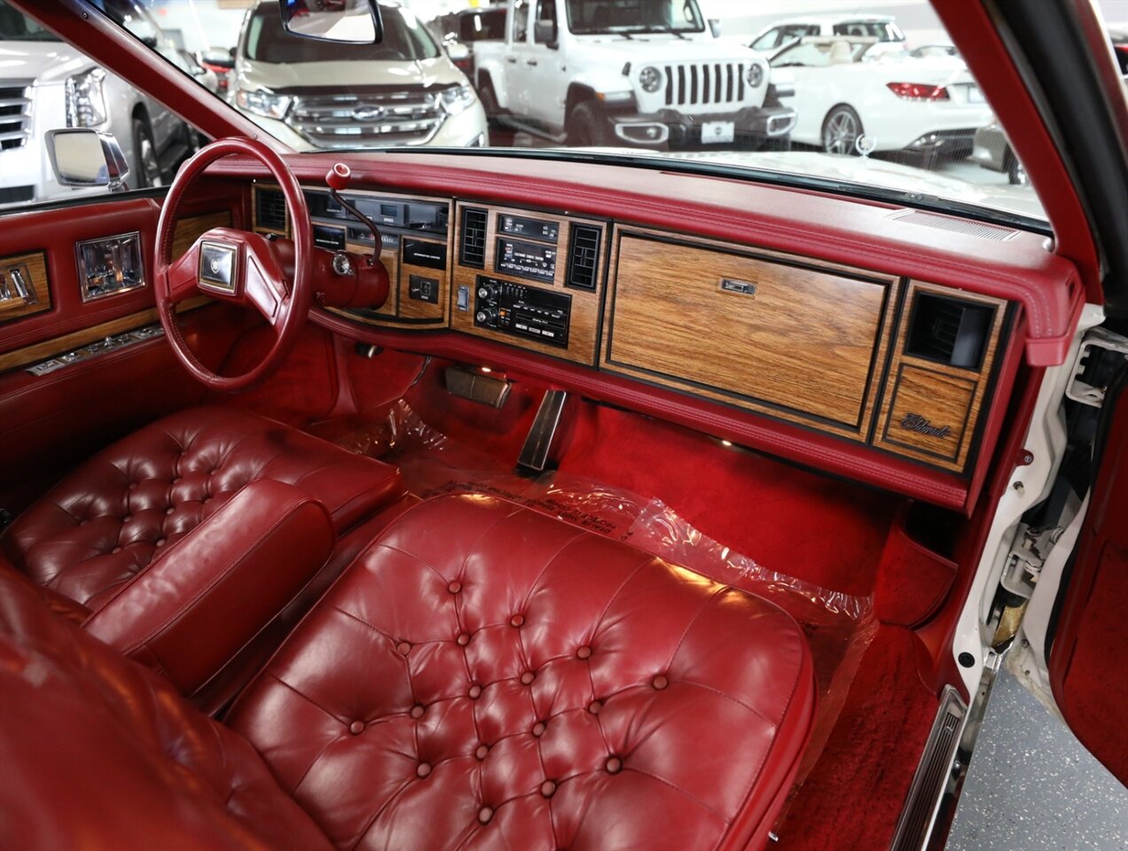 1985 Cadillac Eldorado Biarritz - Photo 31 - Addison, IL 60101