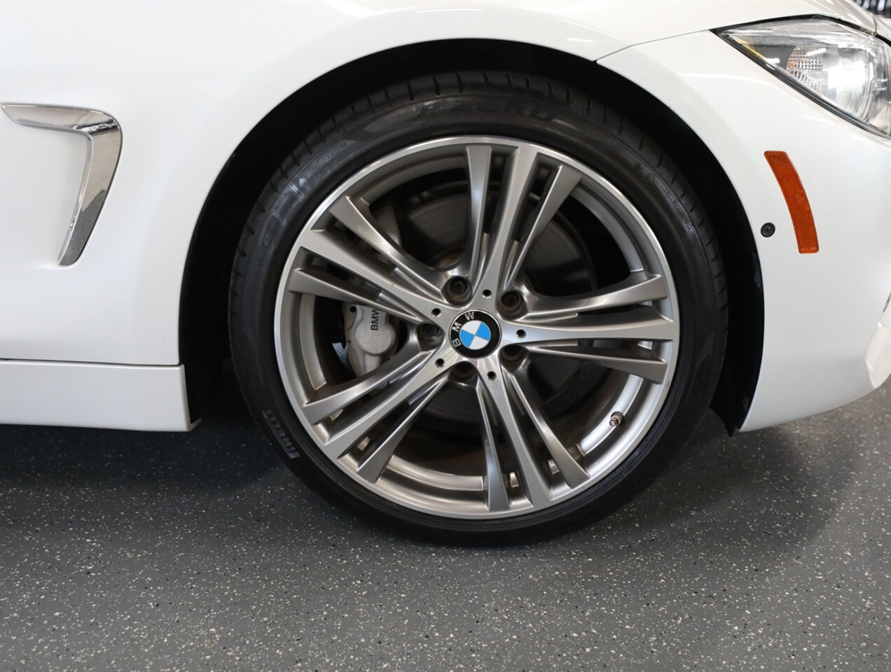 2016 BMW 4 Series 435i Convertible - Photo 43 - Addison, IL 60101