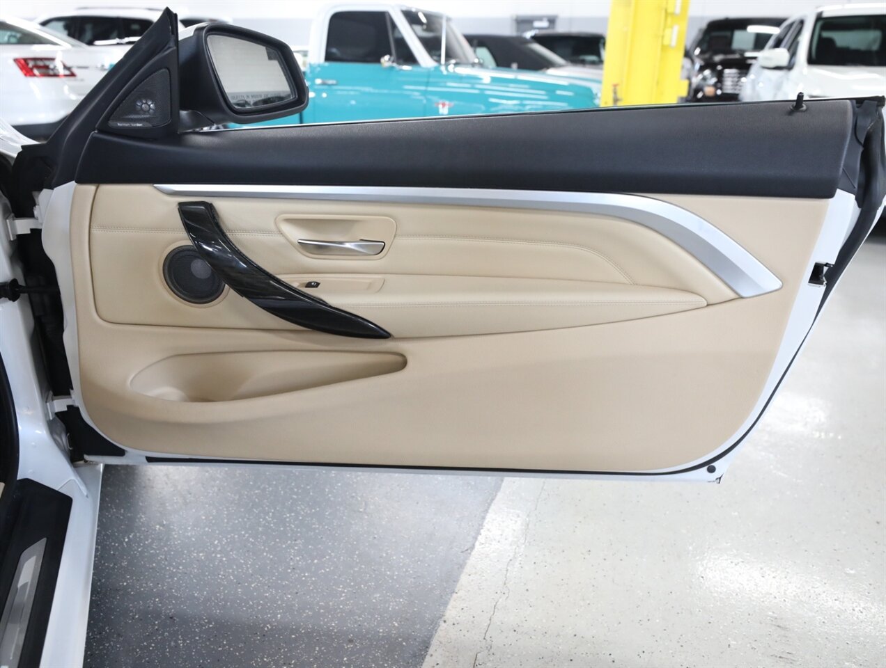 2016 BMW 4 Series 435i Convertible - Photo 17 - Addison, IL 60101