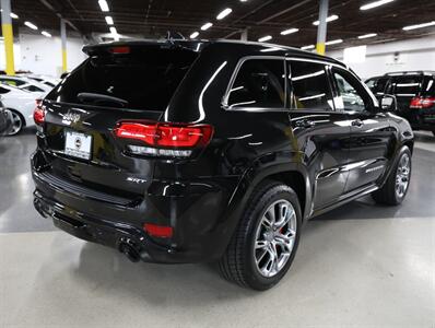 2014 Jeep Grand Cherokee SRT 4X4   - Photo 10 - Addison, IL 60101