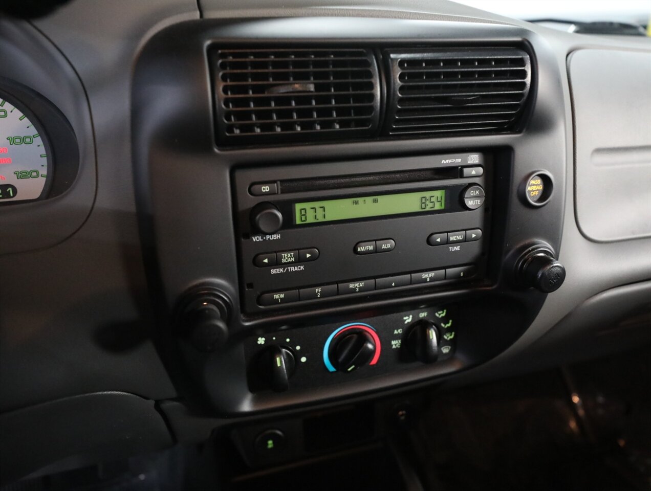 2011 Ford Ranger Sport - Photo 29 - Addison, IL 60101