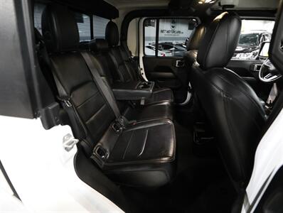 2020 Jeep Gladiator Overland   - Photo 22 - Addison, IL 60101