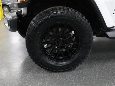 2020 Jeep Gladiator Overland   - Photo 43 - Addison, IL 60101