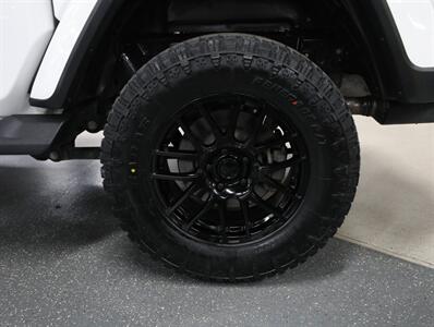 2020 Jeep Gladiator Overland   - Photo 42 - Addison, IL 60101