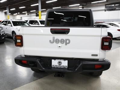 2020 Jeep Gladiator Overland   - Photo 10 - Addison, IL 60101