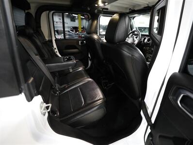 2020 Jeep Gladiator Overland   - Photo 21 - Addison, IL 60101