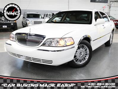 2011 Lincoln Town Car Signature Limited   - Photo 1 - Addison, IL 60101