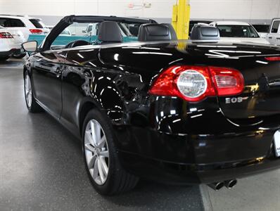2011 Volkswagen Eos Komfort SULEV - Photo 14 - Addison, IL 60101