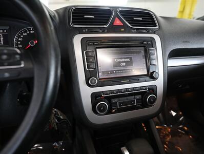 2011 Volkswagen Eos Komfort SULEV - Photo 27 - Addison, IL 60101