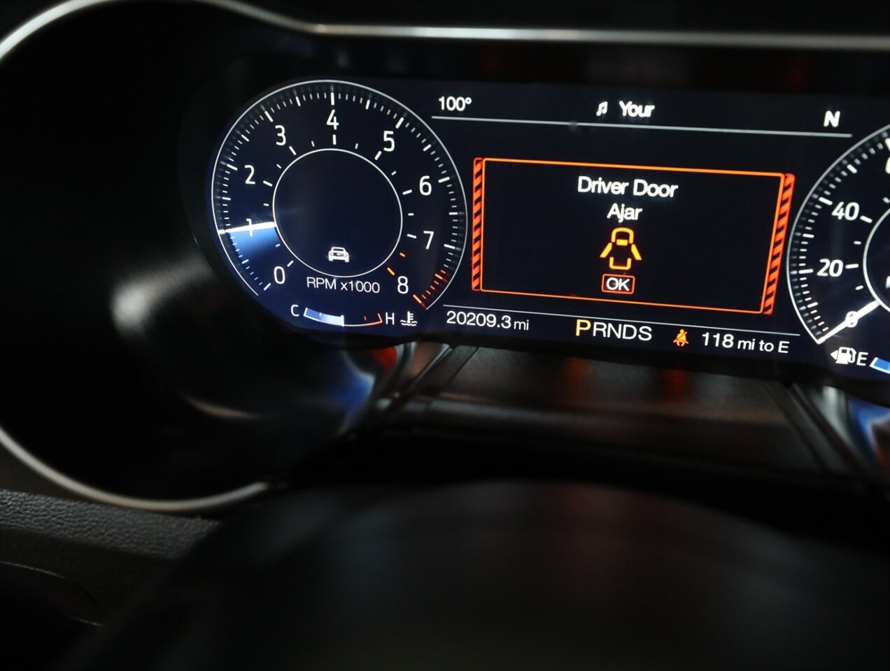 2022 Ford Mustang GT Premium Convertible - Photo 37 - Addison, IL 60101