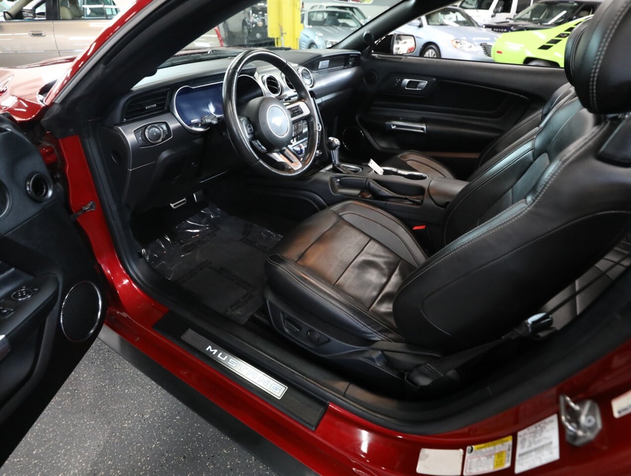 2022 Ford Mustang GT Premium Convertible - Photo 27 - Addison, IL 60101