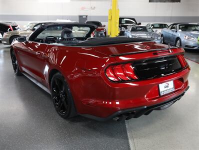 2022 Ford Mustang GT Premium Convertible - Photo 14 - Addison, IL 60101