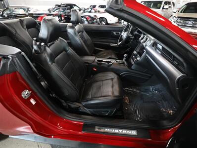 2022 Ford Mustang GT Premium Convertible - Photo 20 - Addison, IL 60101