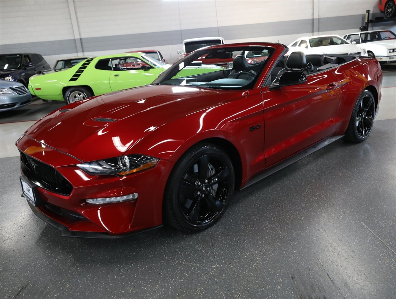 2022 Ford Mustang GT Premium Convertible - Photo 4 - Addison, IL 60101