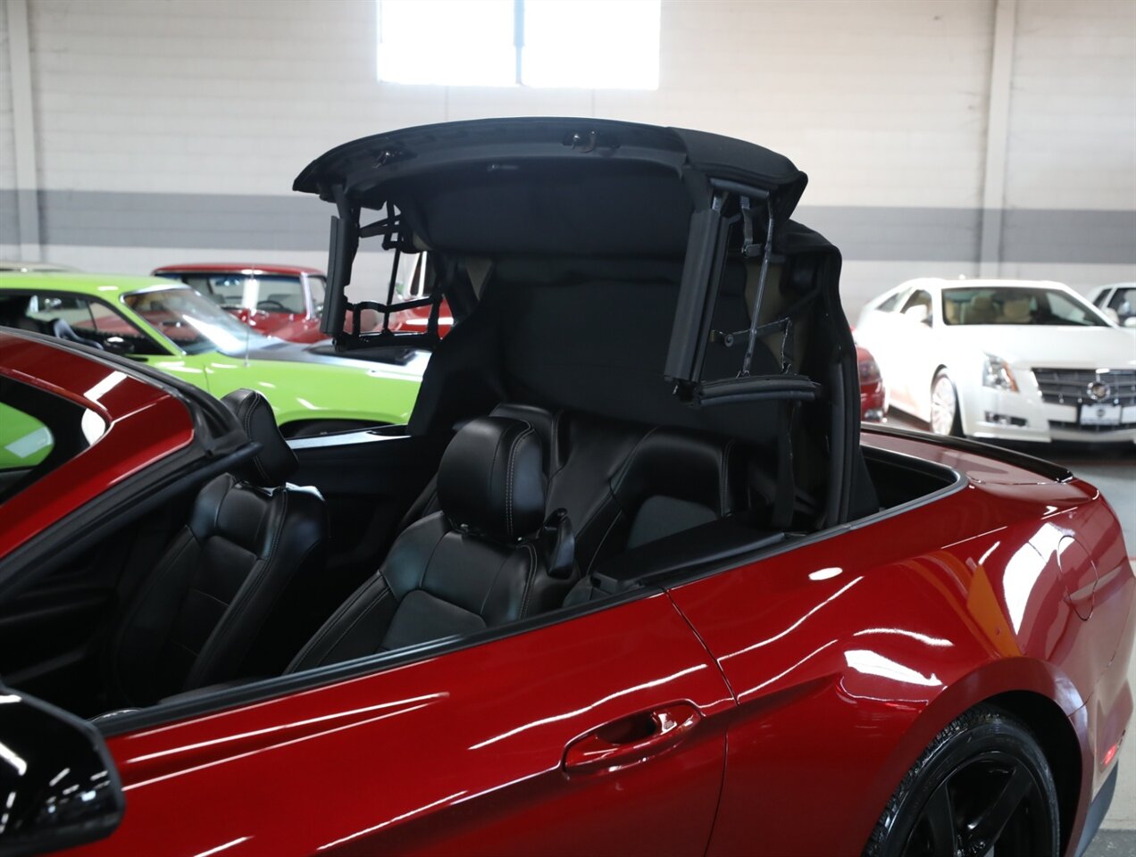 2022 Ford Mustang GT Premium Convertible - Photo 43 - Addison, IL 60101